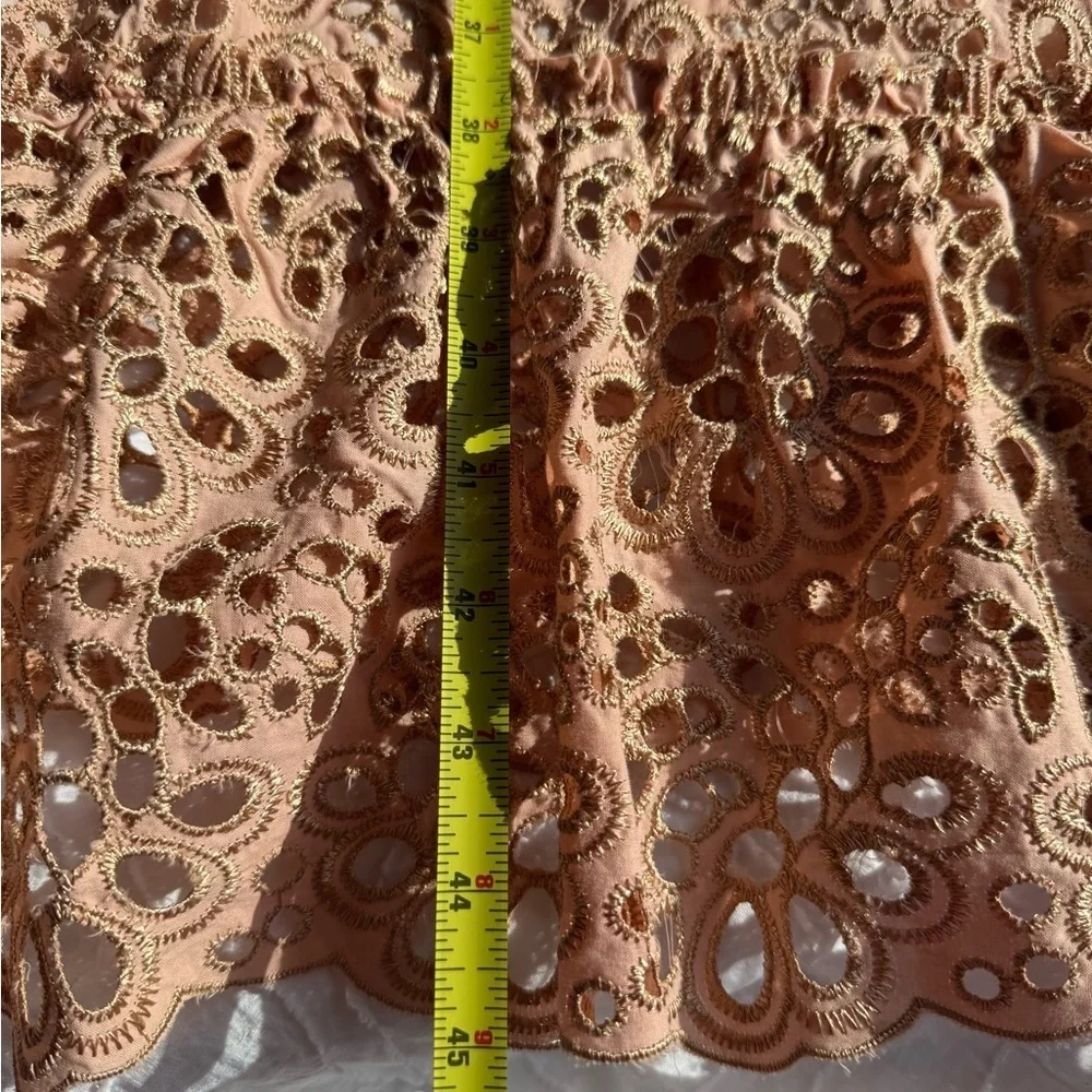 DX Collection Elegant Pink Peach Lace Dress Gold and Ruffle Detail - Picture 5 of 7
